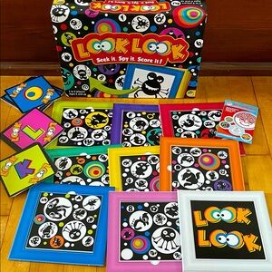 2011 Mindware “LOOK LOOK” Seek it. Spy it. Score it! Game